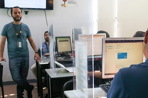 ¿Cómo mejora la IA la atención al cliente en un Contact Center?